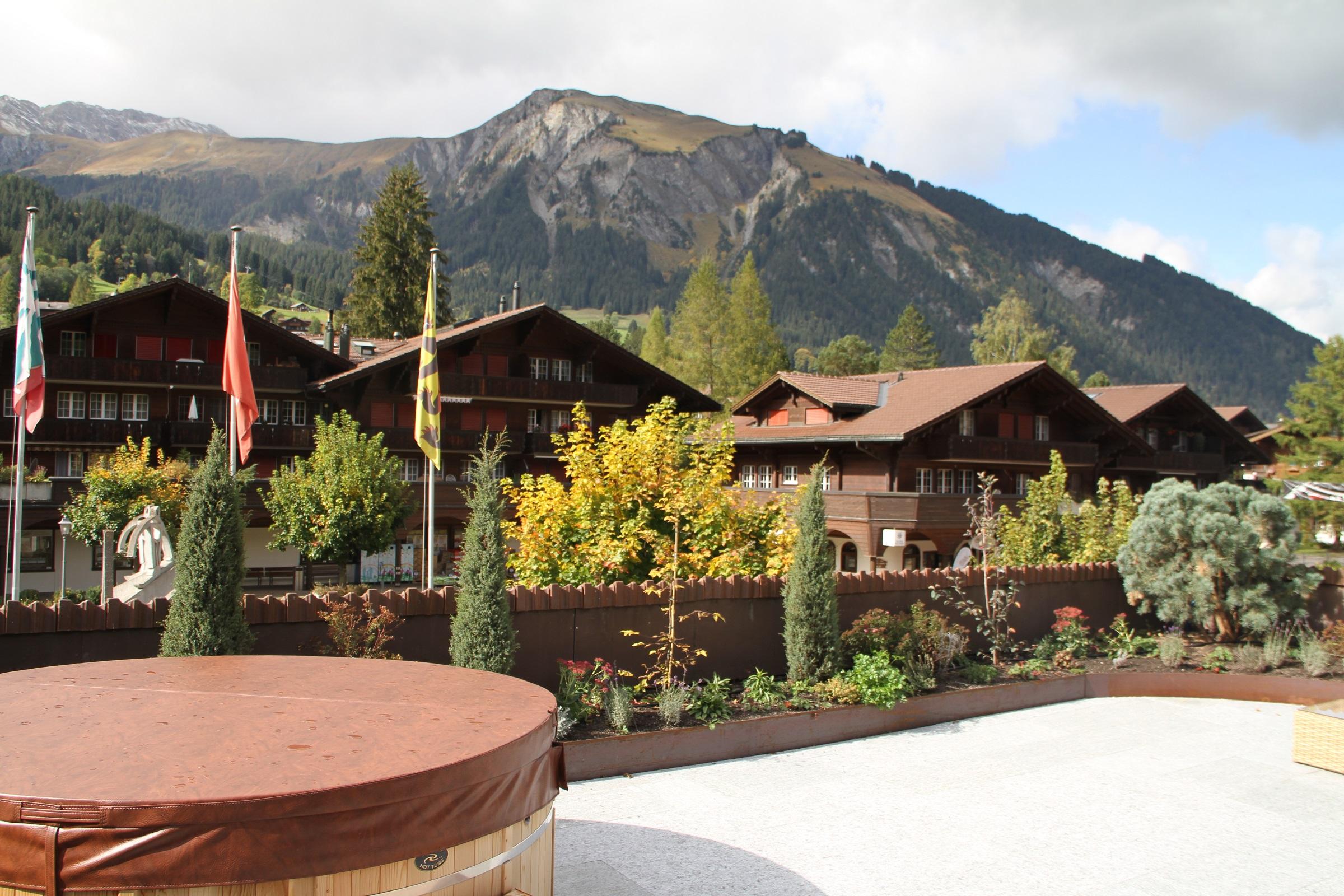 Jacuzzi mit Aussicht auf den Flösch Jacuzzi mit Aussicht auf den Flösch