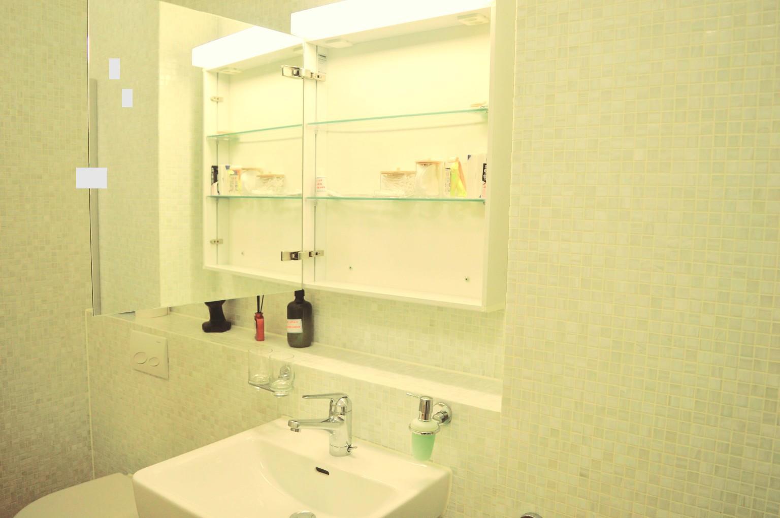 1000018148 1000018148