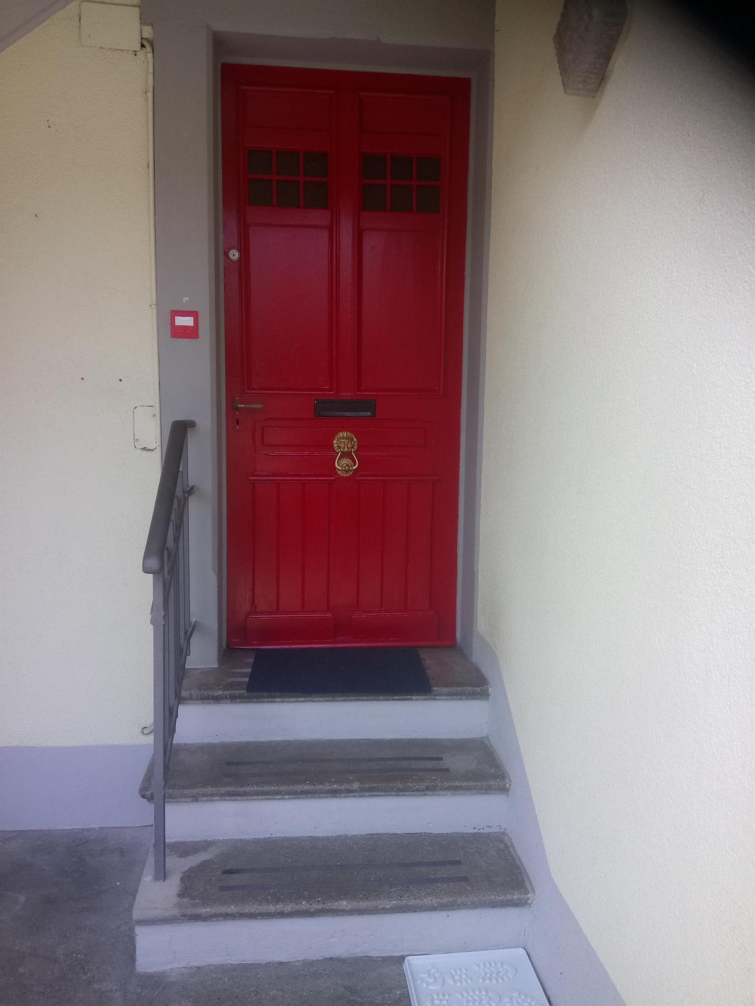 Privater Eingang - private entrance Privater Eingang - private entrance