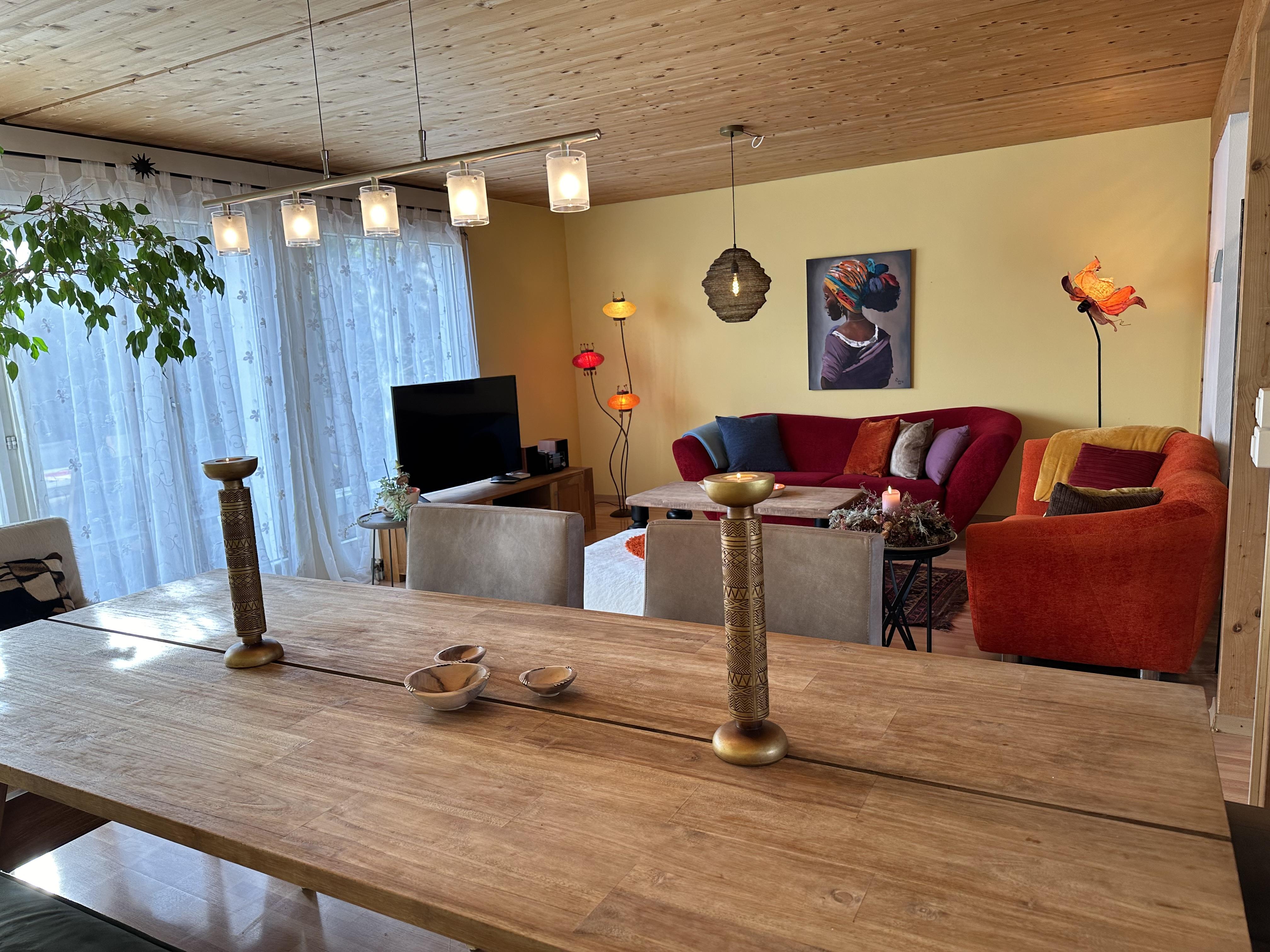 Wohnzimmer und Essbereich Wohnzimmer und Essbereich