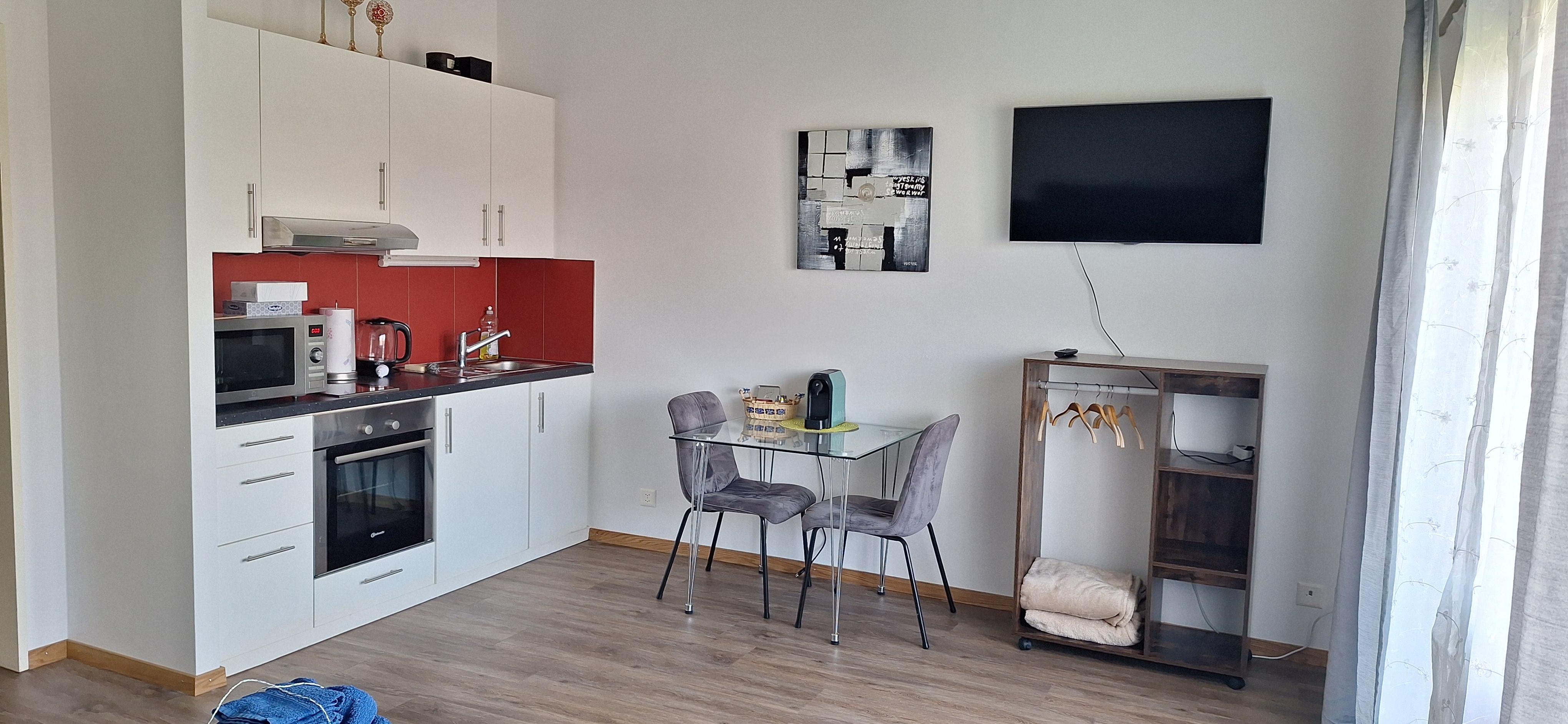 1000018152 1000018152