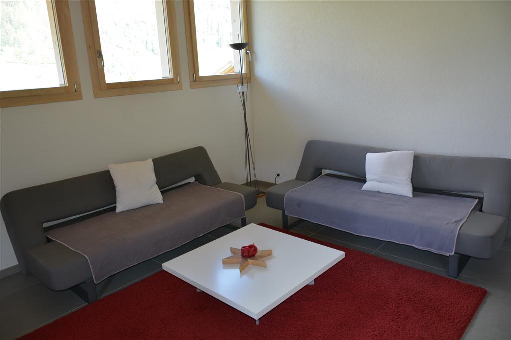 Wohnzimmer (4) Wohnzimmer (4)