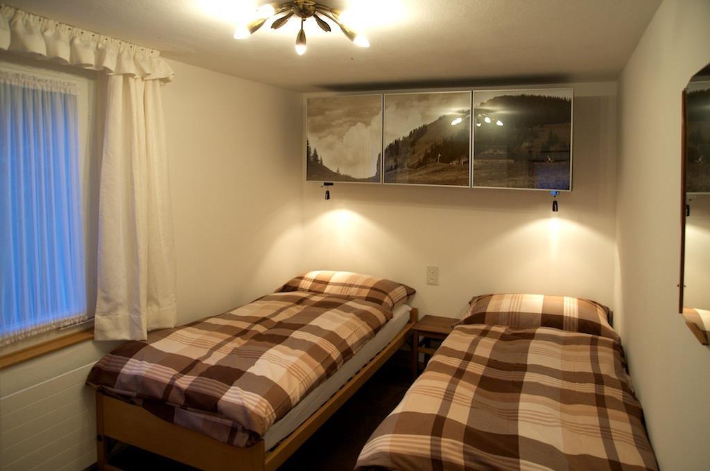 Schlafzimmer m. 2 Einzel- od. Doppelbett Schlafzimmer m. 2 Einzel- od. Doppelbett