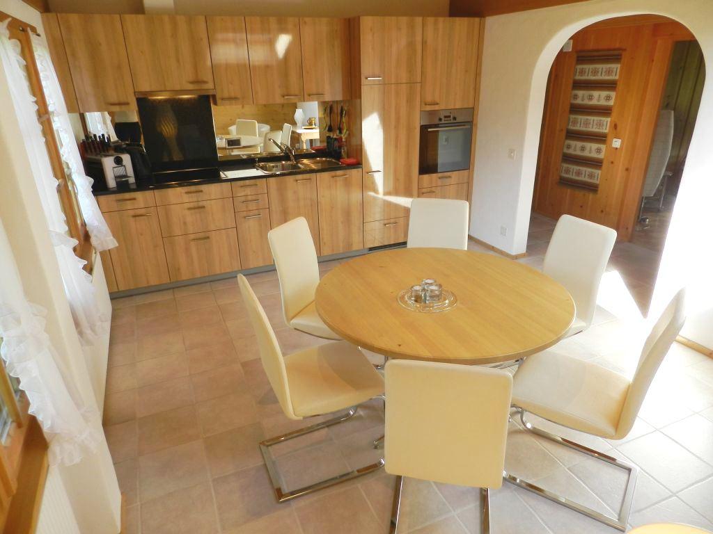 Esszimmer / Küche (4) Esszimmer / Küche (4)