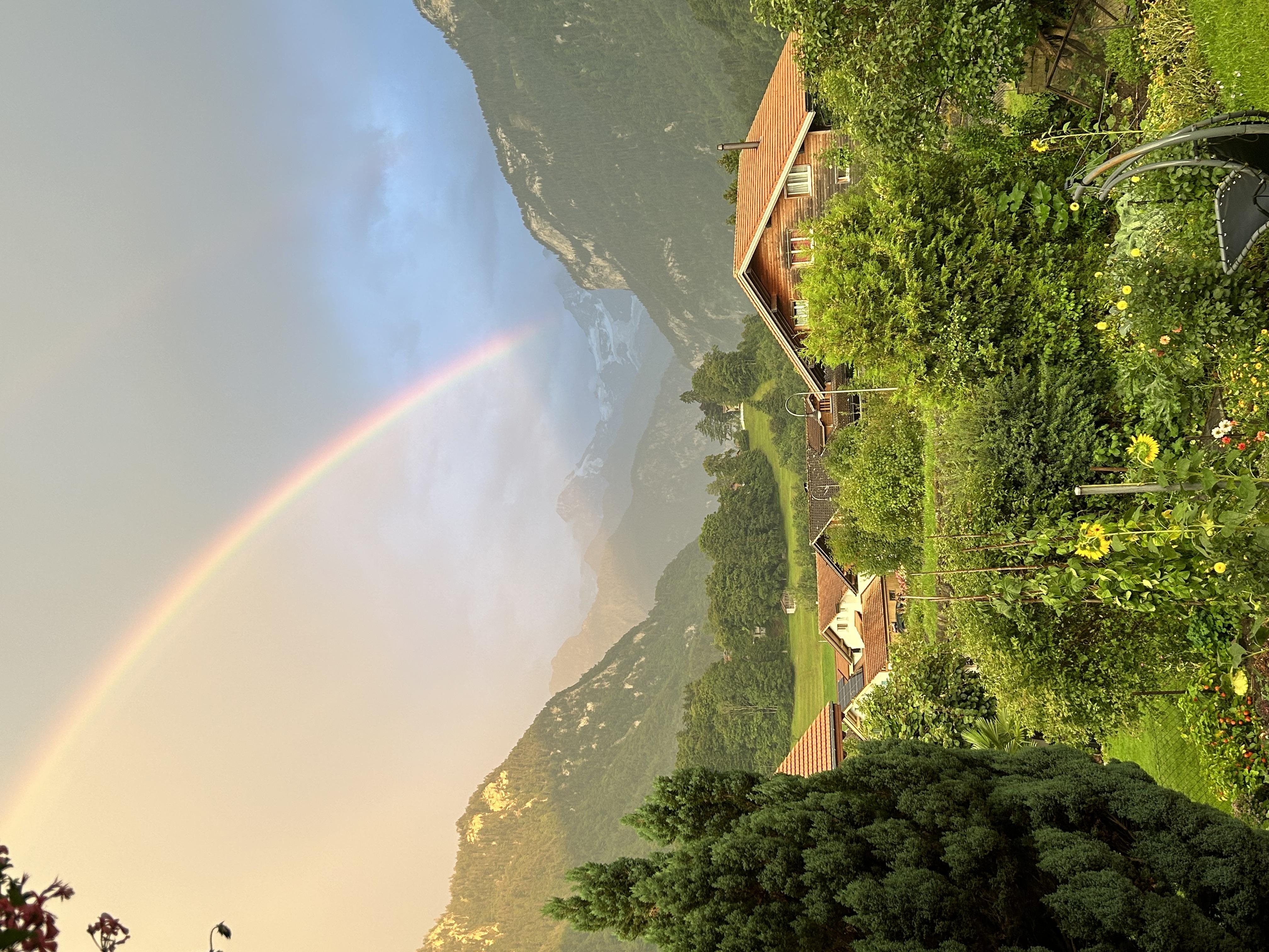 Regenbogen über Wilderswil Regenbogen über Wilderswil