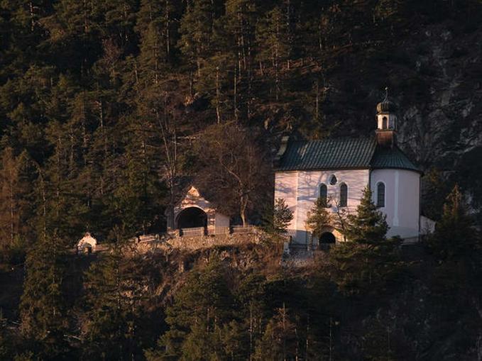 Ostergrab Kalvarienberg Zirl