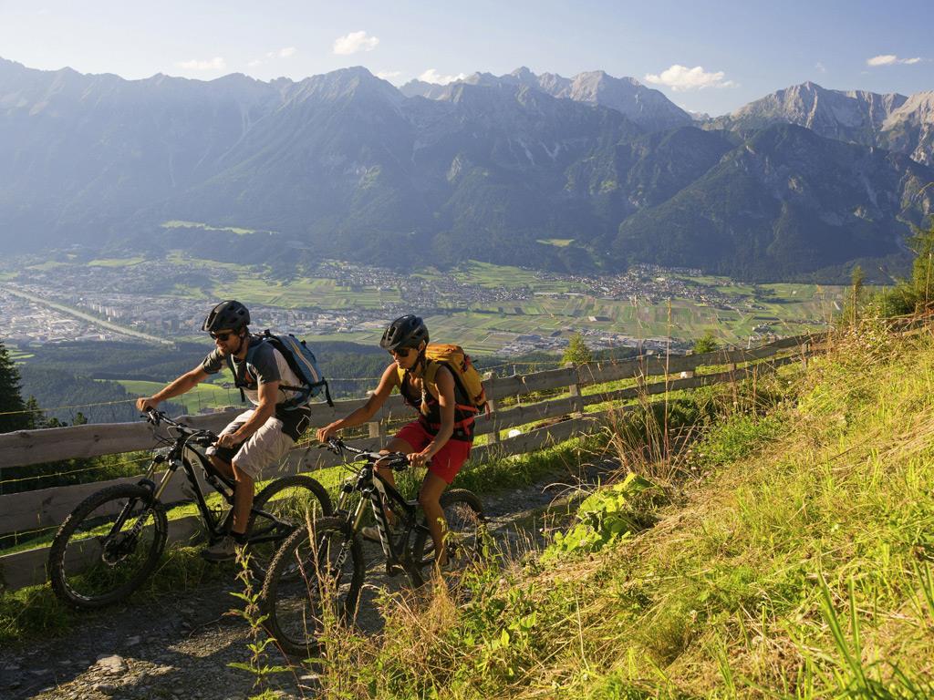 Theorie, Trockenübungen und eine Spritztour mit dem E-Bike