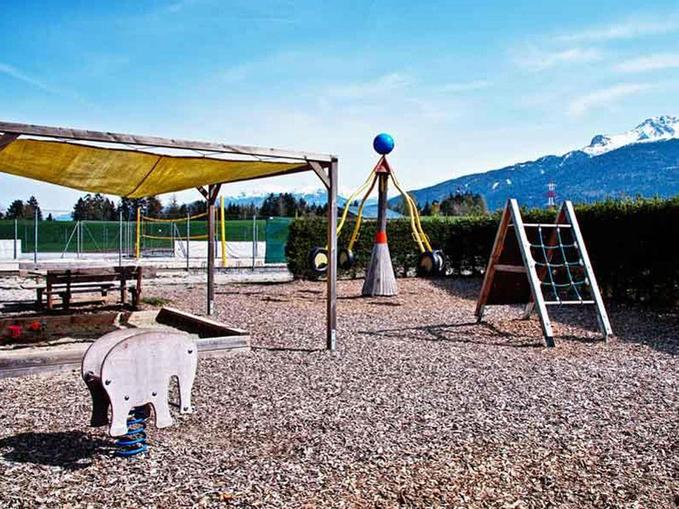 Kinderspielplatz beim Sportplatz