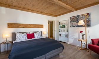 Landhaus_1896_Alleestrasse_15_Koessen_Schlafzimmer