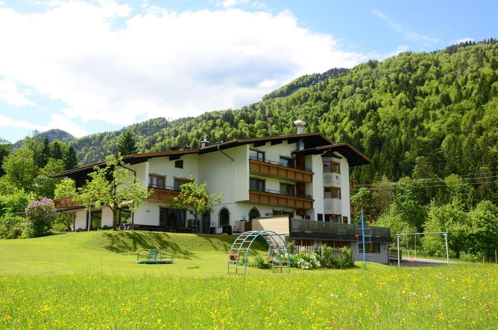 Staffnerhof Ferienwohnungen - Familie Hechl 4-Zimm Ferienwohnung  Tirol