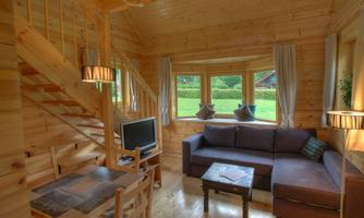 Chalet Esstisch und Couch
