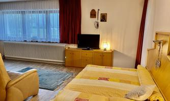 FFDA73E8-A2AE-4ACD-A402-EBD2134167BC