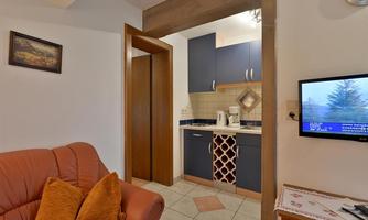 oder kleiner Küche im Appartement