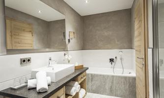 Suite Kaiserblick_Hotel Riedl in Kössen Tirol_(c)