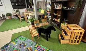 Freizeitraum mit Spielecke