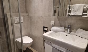 Badezimmer Wohnung 1