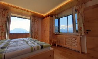 App Zirbe Schlafzimmer