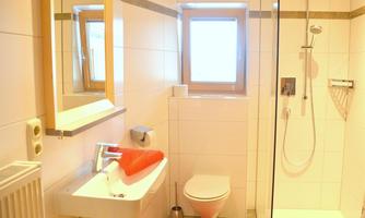 Ferienwohnung 1 - Badezimmer