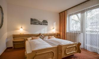 gemütliches Doppelzimmer Kaiserwinkl mit Balkon