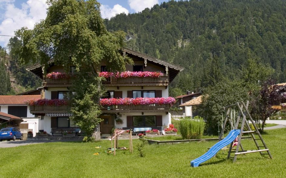 Bauernhof Saliterer - Familie  Mühlberger App Ferienwohnung  Tirol