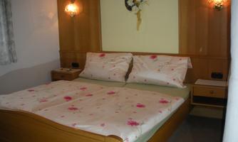 Zimmermit Wohnecke Haus Margit Privatzimmer Kaiser