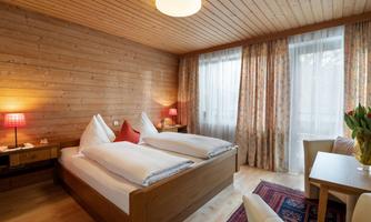 Gaestehaus_Landegger_Feldweg_7_Koessen_04_2023_App