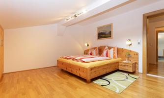 Ferienwohnung Walchsee Schlafzimmer eins