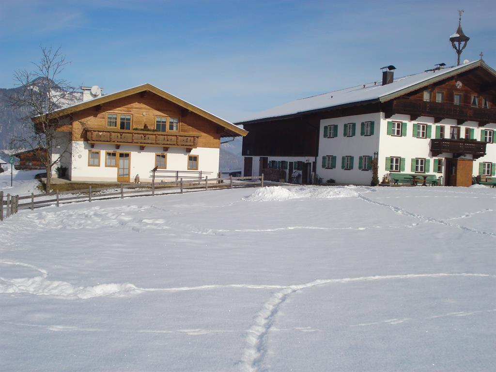 Bauernhof Ellmerer - Familie Mühlberger Apart Ferienwohnung  Tirol