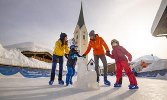 Kaiserwinkl, Schlittschuhlaufen, Fotograf Bergmann