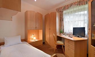 Einbettzimmer im Haus Sebastian/Walchsee