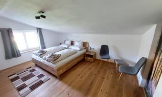 Kaiserwinkl_Schöne Aussicht_Schlafzimmer 2/1