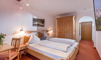 cosy Double room Walchsee Postgasthof Fischerwirt Kaiserwinkl