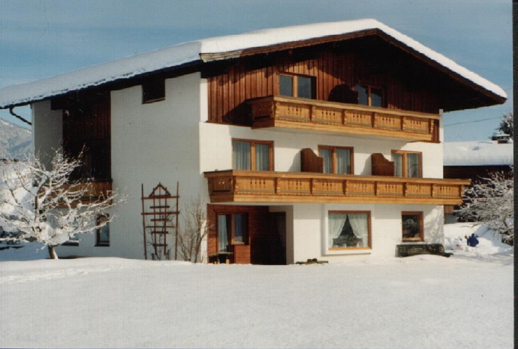 Gästehaus Grünbacher Appartement "2 Ferienwohnung in Österreich