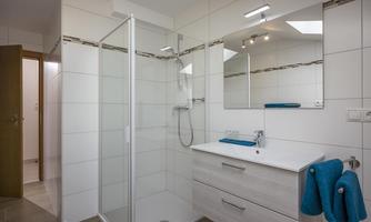 Ferienwohnung Dagn - Badezimmer mit Dusche
