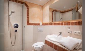 Hotel_Ilgerhof_Dorfplatz_4_Walchsee_01_2020_Zimmer