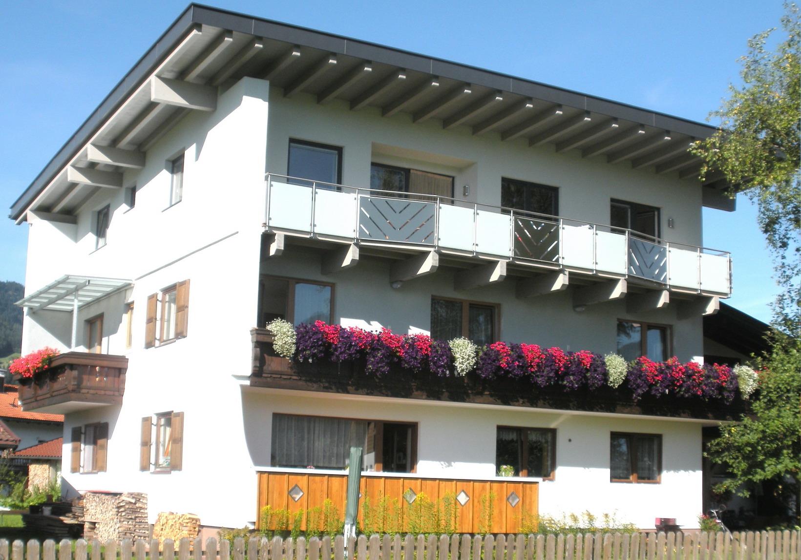 Haus Margit - Familie Georg Kitzbichler Apartment/ Ferienwohnung  Kaiserwinkl