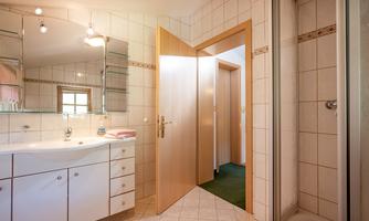 App_8_Geigelstein_Galerie_Badezimmer.klein