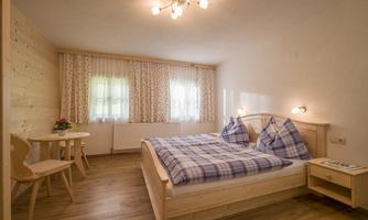 Großes Doppelzimmer - neu eingerichtet