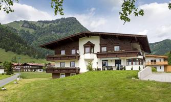 Hauptansicht Haus Montana