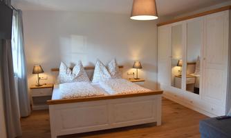 Haus Lindeneck, Fewo klein, Schlafzimmer