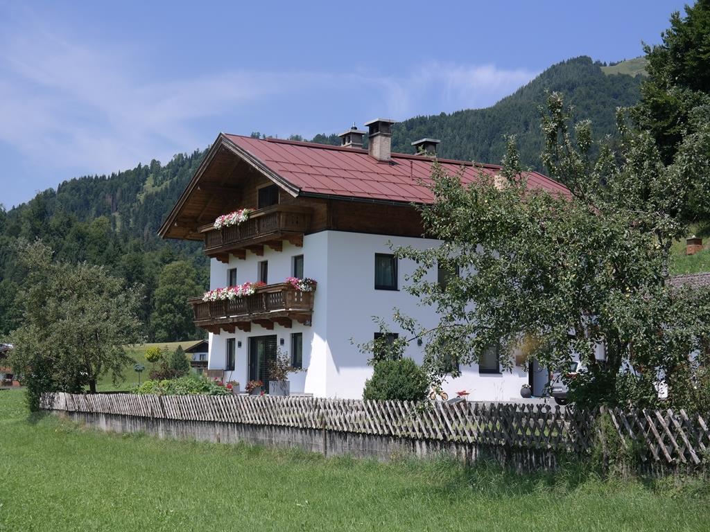 Ferienwohnung Waldesruh Appartement - 75 qm Ferienwohnung  Tirol