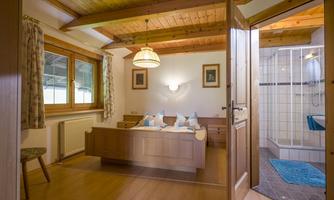 Appartement B - Schlafzimmer