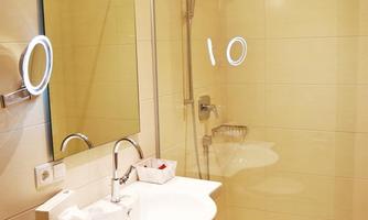 Doppelzimmer im Landhaus mit Golfblick