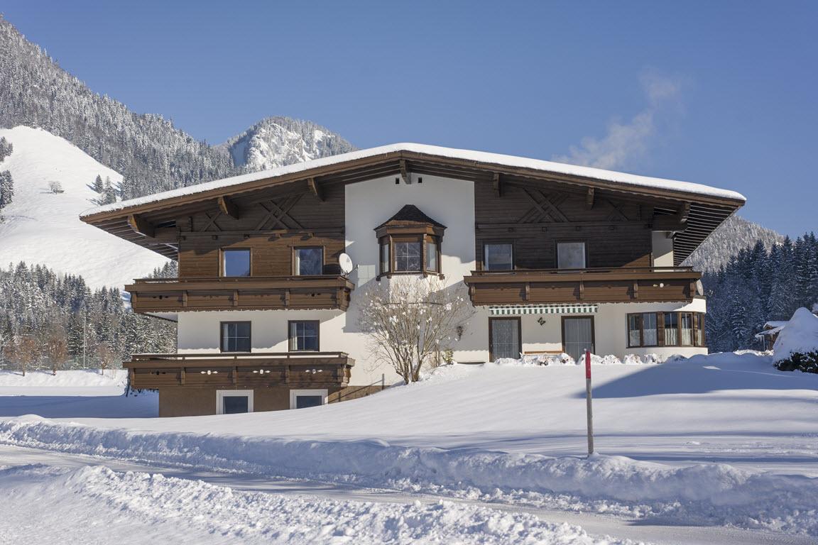 Appartementhaus Montana - Fam. Hofbauer Familienap Ferienwohnung  Tirol
