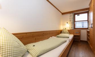 Kinderzimmer mit 2 Einzelbetten