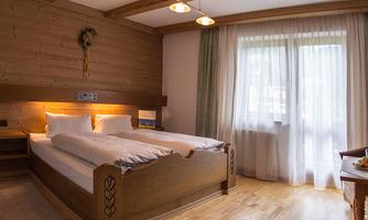 Kaiserwinkl, Cafe Anneliese, Unterkunft