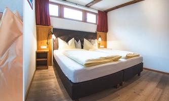 Schlafzimmer App. 20