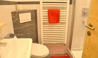 Ferienwohnung 2 - Badezimmer