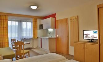 Typ_5 Küche , Garderobe