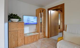 Apartment Wohnbereich mit TV